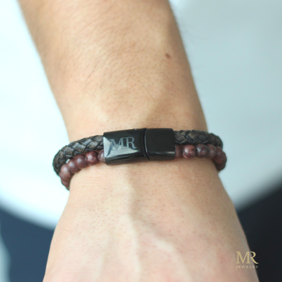 MijnRoots natuursteen leren armband met bordeaux rood tijgeroog kralen - RVS Sluiting