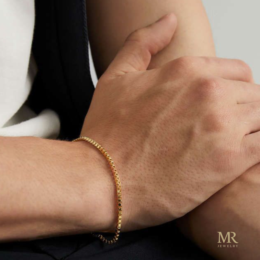 Box chain bracelet gold