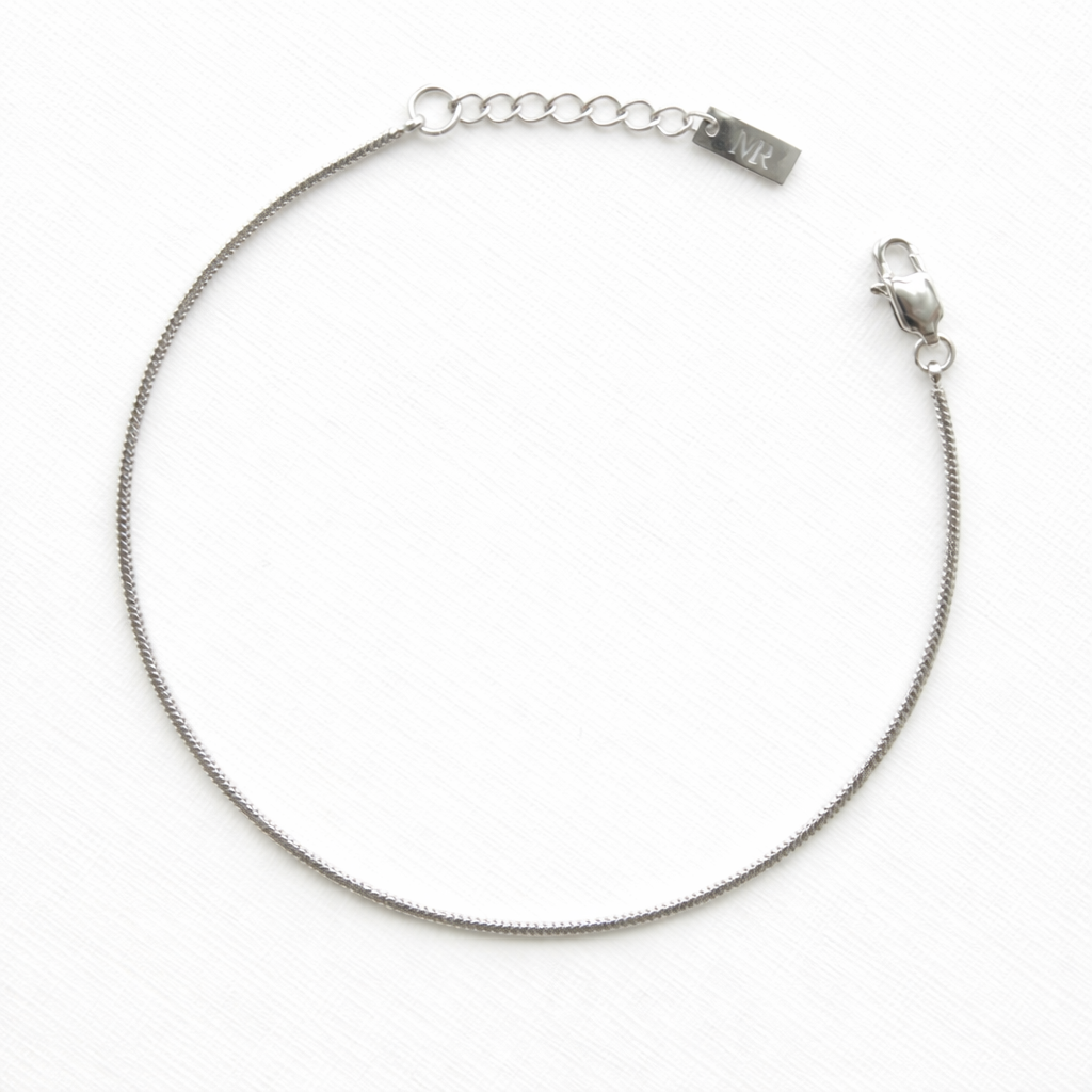 Square Link Bracelet Silver – limited edition with a luxurious look