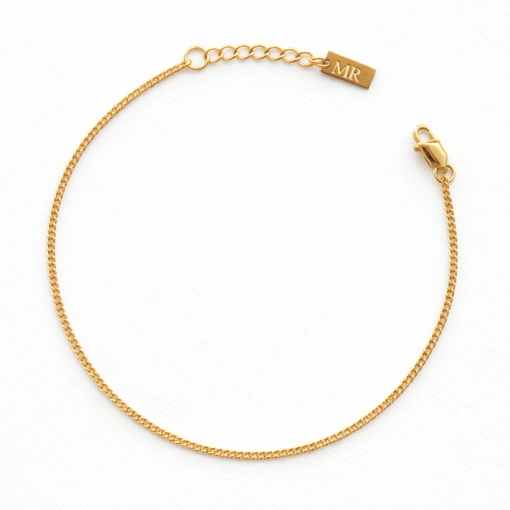 Minimalist Armand Gold – limited edition with a luxurious look