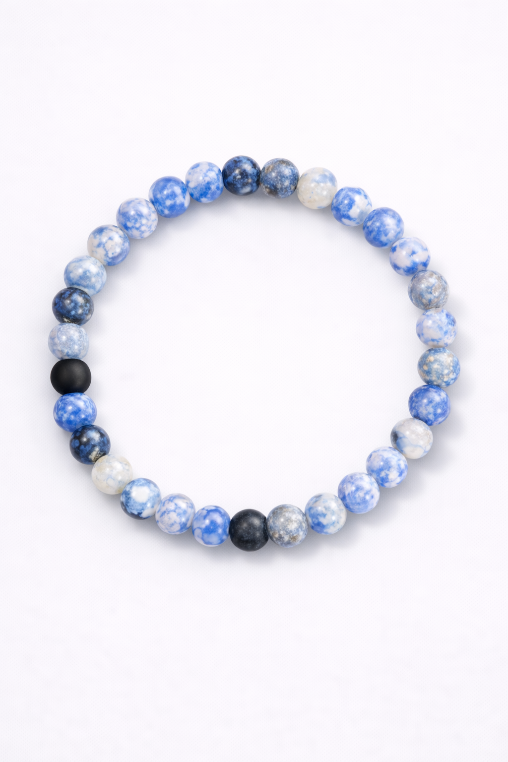 Kralenarmband Delfts blauw – stijlvol en tijdloos
